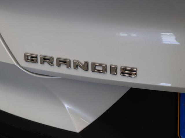 Mitsubishi GRANDIS 1.8 HEV Instyle | Panoramadak | Stoel, Stuur en voorruitverwarming | Lederen bekleding | Elektrische achterklep | Ronomzicht camera | Elektrisch verstelbarre best. stoel |