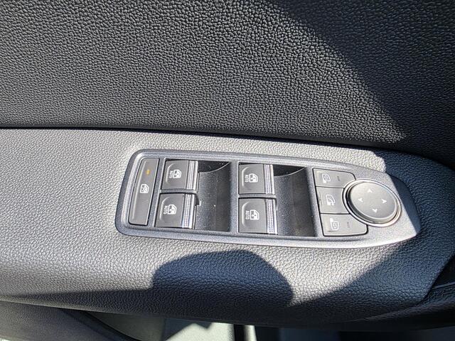 Mitsubishi GRANDIS 1.8 HEV Instyle