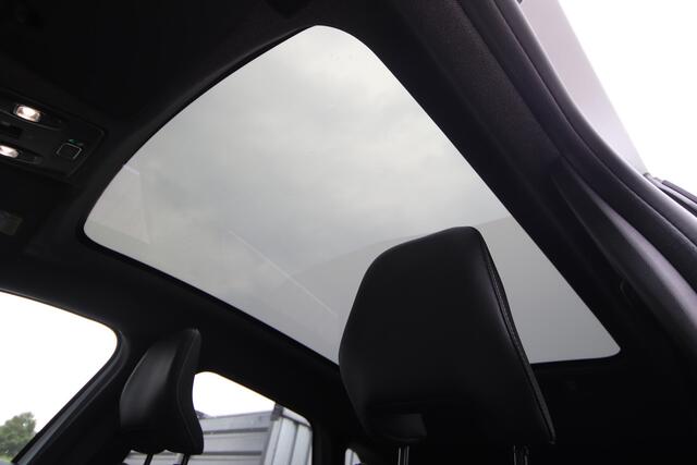 Mitsubishi GRANDIS 1.8 HEV Instyle Demo, glazendak, Trekhaak