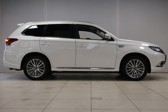 Mitsubishi OUTLANDER 2.4 PHEV Intense+