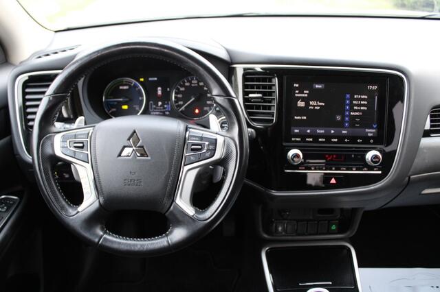 Mitsubishi OUTLANDER 2.4 PHEV 240pk Pure automaat ECC/navi/cruise/camera/trekhaak