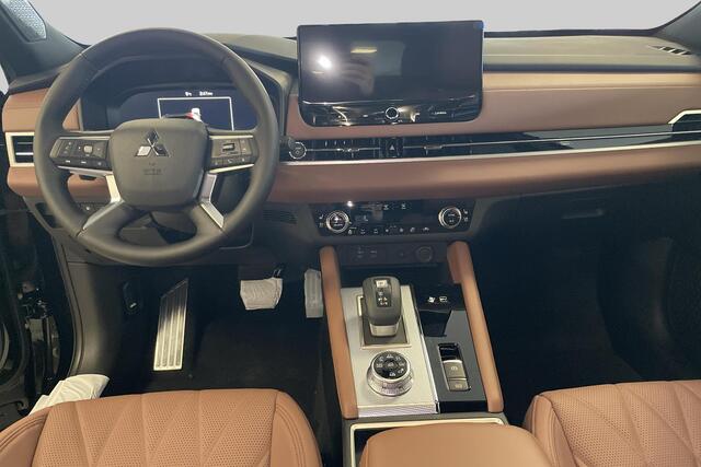 Mitsubishi OUTLANDER 2.4 PHEV Instyle+