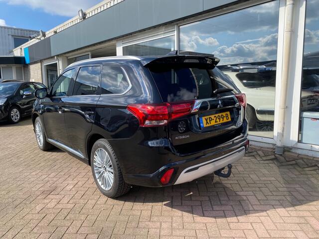 Mitsubishi OUTLANDER 2.4 PHEV Instyle Clima Ad.cruise Leder 106.349km incl.BTW