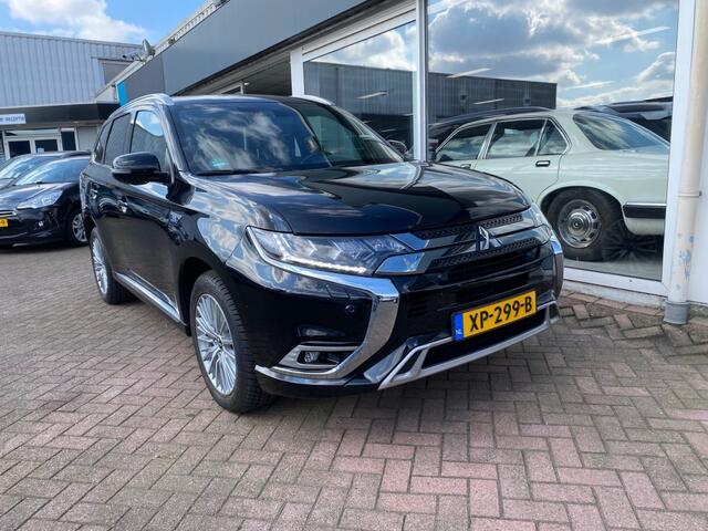 Mitsubishi OUTLANDER 2.4 PHEV Instyle Clima Ad.cruise Leder 106.349km incl.BTW