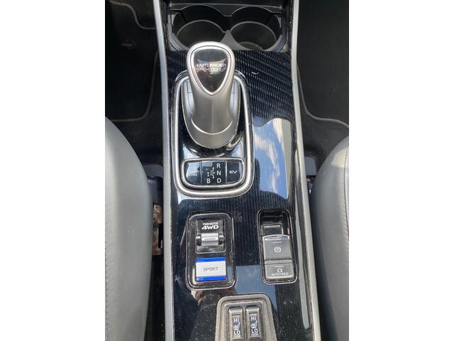 Mitsubishi OUTLANDER 2.4 PHEV Instyle Clima Ad.cruise Leder 106.349km incl.BTW
