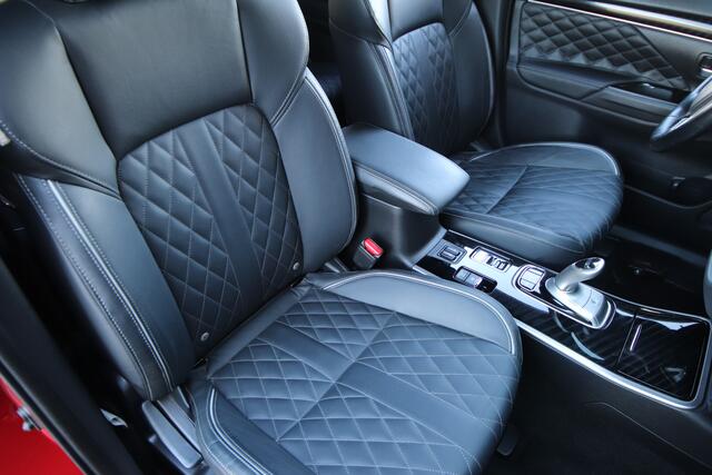 Mitsubishi OUTLANDER 2.4 PHEV Instyle Dealer O.H, Als nieuw