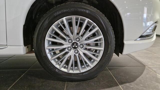 Mitsubishi OUTLANDER 2.4 PHEV Intense