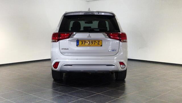Mitsubishi OUTLANDER 2.4 PHEV Intense