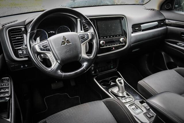 Mitsubishi OUTLANDER 2.4 PHEV Pure Nieuw binnen; Jouw droomauto?