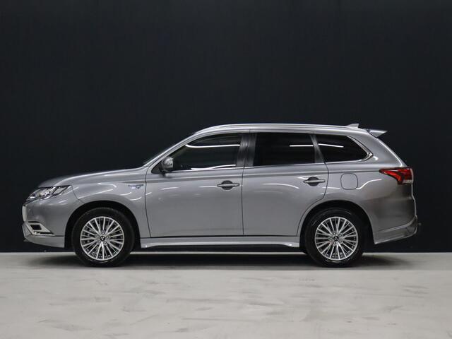 Mitsubishi OUTLANDER 2.4 PHEV Intense S [TREKHAAK, CAMERA, STOELVERWARMING, HALF LEDER, PDC V+A, CRUISE, CLIMATE, NIEUWSTAAT]