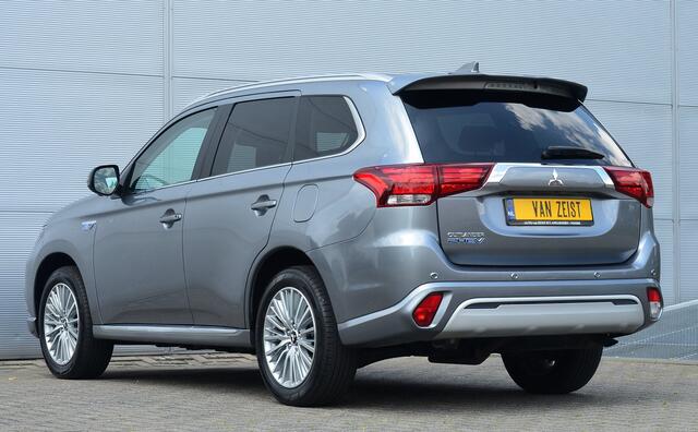 Mitsubishi OUTLANDER PHEV 2.4 INTENSE PLUS 4WD | PLUG IN HYBRID | ADAPTIEF CRUISE | STANDKACHEL | ELECTR KLEP | ALL IN RIJKLAARPRIJS