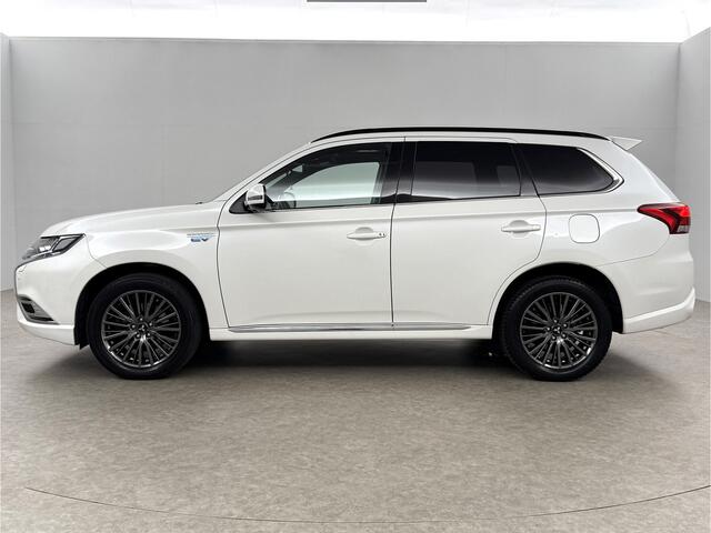 Mitsubishi OUTLANDER 2.4 PHEV S-Edition 210PK Pano Parelmoer 360 Camera LED Carplay Cruise Leder Clima PDC 18"LMV