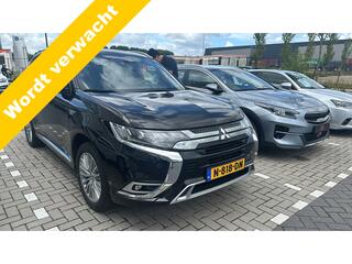 mitsubishi-outlander-2.4-phev-pure+
