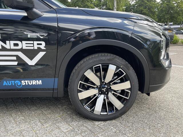 Mitsubishi OUTLANDER 2.4 PHEV First Edition