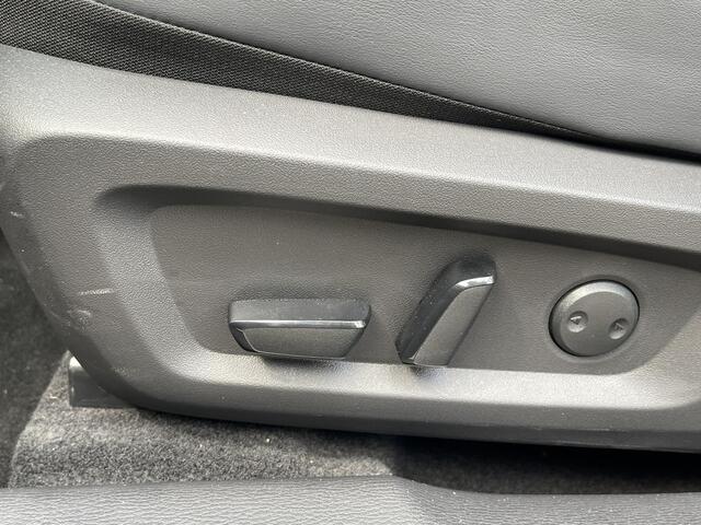 Mitsubishi OUTLANDER 2.4 PHEV First Edition