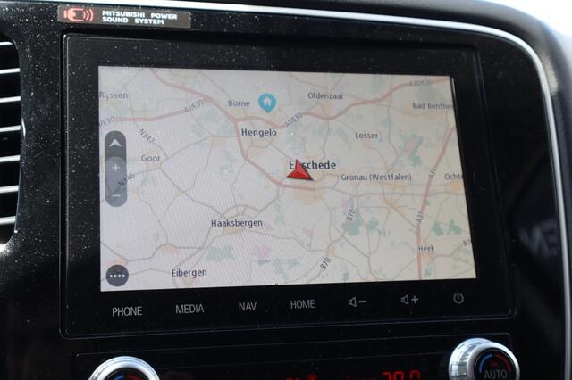 Mitsubishi OUTLANDER 2.4 PHEV Intense+ Trekhaak/Standkachel/Apple/AndroidAuto