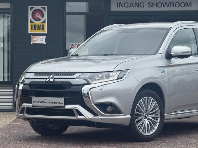 Mitsubishi OUTLANDER 2.4 PHEV S-Edition 4x4 224 pk plug in hybride automaat apple carplay camera climate ctr cruise ctr half/leder alcantara dagrijverlichting led dealer onderhouden