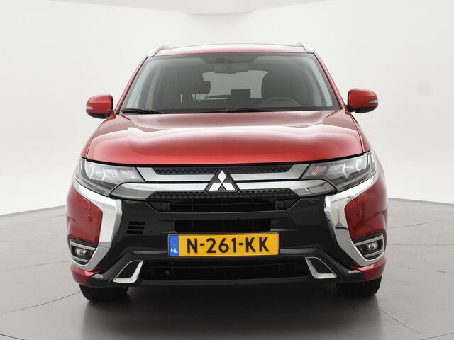 Mitsubishi OUTLANDER 2.4 PHEV 4WD AUT. INTENSE *BTW* + AFN. TREKHAAK | CAMERA | APPLE CARPLAY | STOELVERWARMING