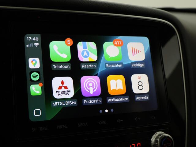 Mitsubishi OUTLANDER 2.4 PHEV 4WD AUT. INTENSE *BTW* + AFN. TREKHAAK | CAMERA | APPLE CARPLAY | STOELVERWARMING