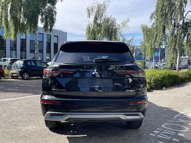Mitsubishi OUTLANDER 2.4 PHEV Instyle+