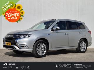 mitsubishi-outlander-2.4-phev-plug-