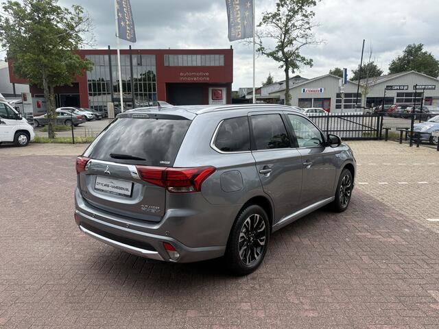 Mitsubishi OUTLANDER 2.0 PHEV S-Edition 4wd plug in hybride automaat apple carplay schuif-kanteldak camera climate ctr cruise ctr leder alcantara dagrijverlichting led