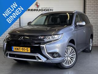 mitsubishi-outlander-2.4-phev-pure+