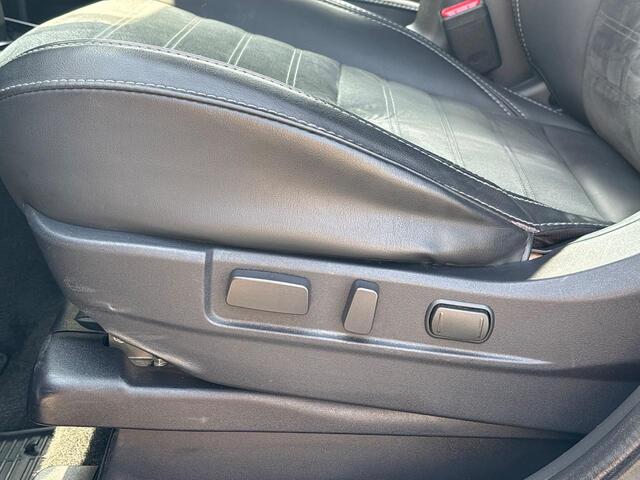 Mitsubishi OUTLANDER 2.4 PHEV Intense+ | Navigatie | Cruise Control | Stoelverwarming | Achteruitrijcamera | Half-Lederen Bekleding | Climate Control