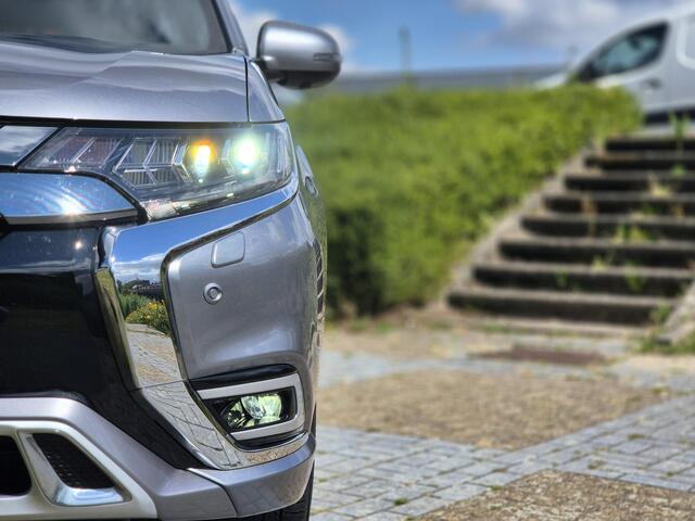 Mitsubishi OUTLANDER 2.4 PHEV Instyle