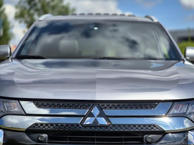 Mitsubishi OUTLANDER 2.4 PHEV Instyle