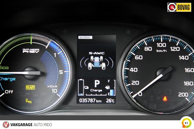 Mitsubishi OUTLANDER 2.4 PHEV Instyle 4WD | Trekhaak | Adaptieve Cruise Control | Sch