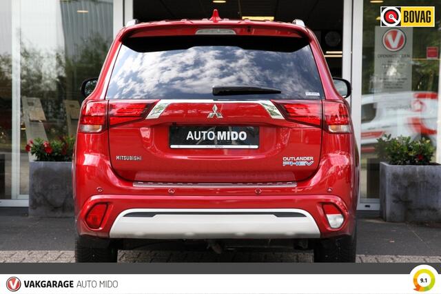 Mitsubishi OUTLANDER 2.4 PHEV Instyle 4WD | Trekhaak | Adaptieve Cruise Control | Sch