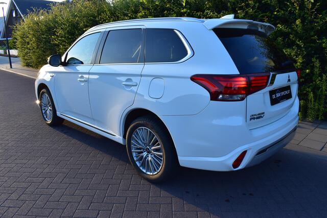 Mitsubishi OUTLANDER 2.4 PHEV Intense '20 AUT, NIEUWSTAAT!