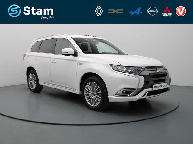 Mitsubishi OUTLANDER 240pk PHEV Intense+ Automaat 360° Camera | Adapt. Cruise | Navi | Parkeersens. v+a | Stoel-/stuurverw. | Panoramadak