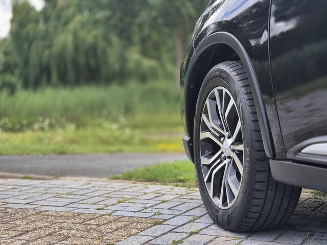 Mitsubishi OUTLANDER 2.0 Executive Edition 7 Persoons