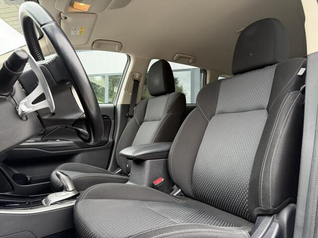 Mitsubishi OUTLANDER 2.4 PHEV Pure | Camera | Carplay | Stoelverwarming |