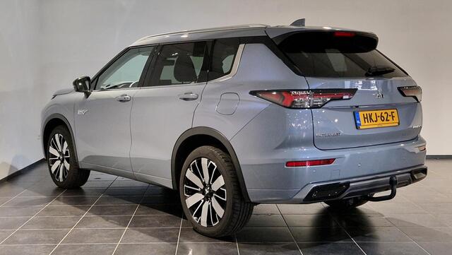 Mitsubishi OUTLANDER 2.4 PHEV Instyle | Trekhaak | Instaplijsten | Leder | Panoramadak