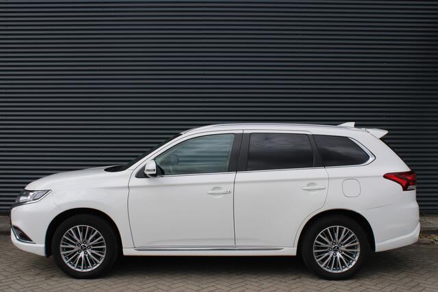 Mitsubishi OUTLANDER 2.4 PHEV Pure Trekhaak Camera Cruise Control NL-Auto