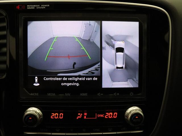 Mitsubishi OUTLANDER 240pk PHEV Intense+ Automaat 360° Camera | Cruise | Parkeersens. v+a | Stoel-/stuurverw. | Trekhaak | Panoramadak