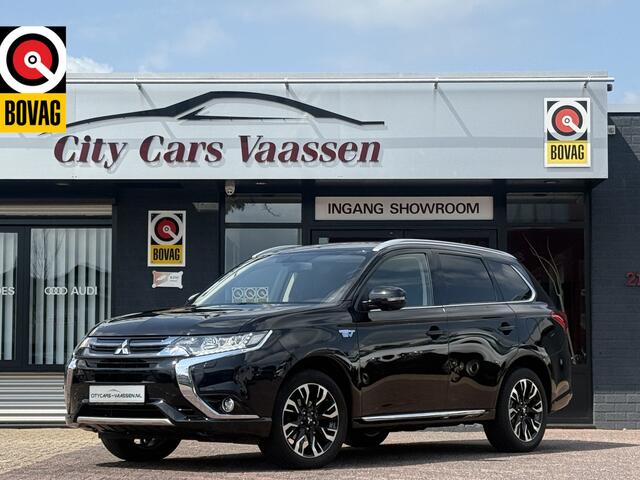 Mitsubishi OUTLANDER 2.0 PHEV Premium 4wd 122 pk plug in hybride automaat apple carplay camera climate ctr cruise ctr half/leder alcantara dagrijverlichting led dealer onderhoud