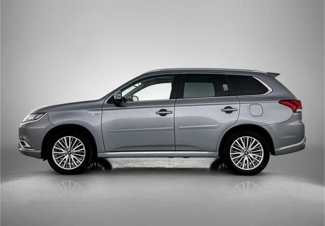 Mitsubishi OUTLANDER 2.4 PHEV Intense+ | Schuif/kantel dak | Trekhaak |