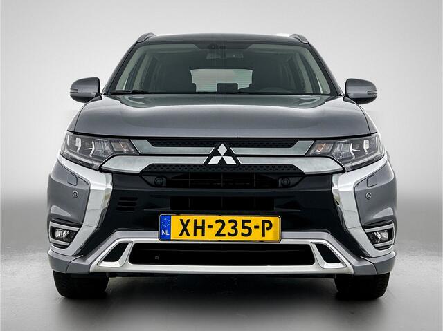 Mitsubishi OUTLANDER 2.4 PHEV Intense+ | Schuif/kantel dak | Trekhaak |