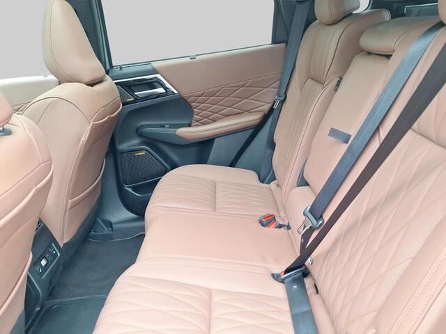Mitsubishi OUTLANDER 2.4 PHEV Instyle+