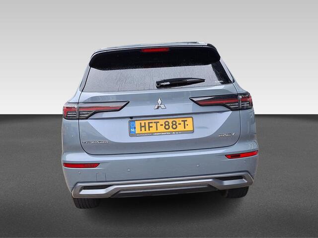 Mitsubishi OUTLANDER 2.4 PHEV Instyle+