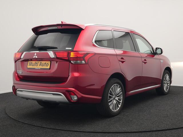 Mitsubishi OUTLANDER 2.4 Intense Plug in Hybrid 224pk Dealer O.H PHEV | Camera | Cruise Control | Alcantara Sportstoelen Verwarmd | Keyless entry | Apple Carplay | Navigatie | DAB |