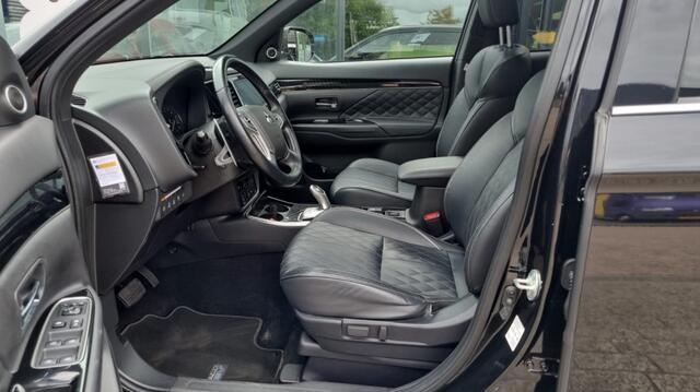 Mitsubishi OUTLANDER 2.4 PHEV Instyle + l 360 cam l Full options l Carplay