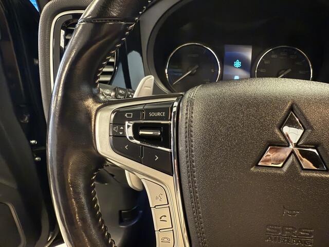 Mitsubishi OUTLANDER 2.4 PHEV S-Edition ( Trekhaak / Apple Carplay / Luxe versie )