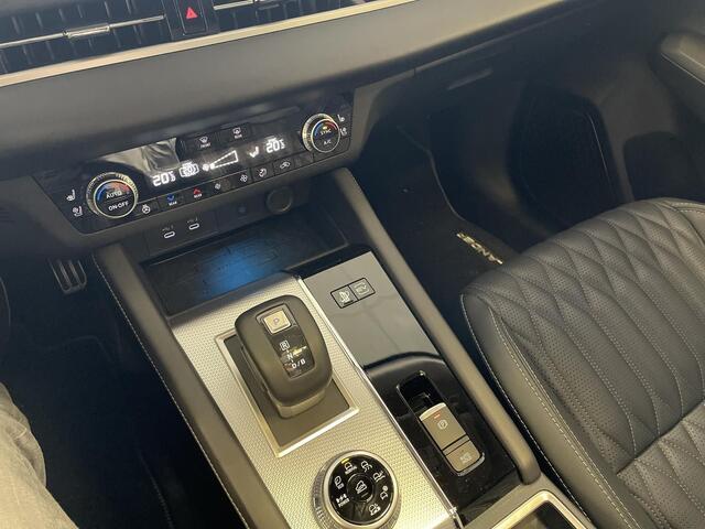 Mitsubishi OUTLANDER 2.4 PHEV Instyle | VAN ¤ 61.630,00 VOOR ¤ 58.630,00 | UIT VOORRAAD LEVERBAAR