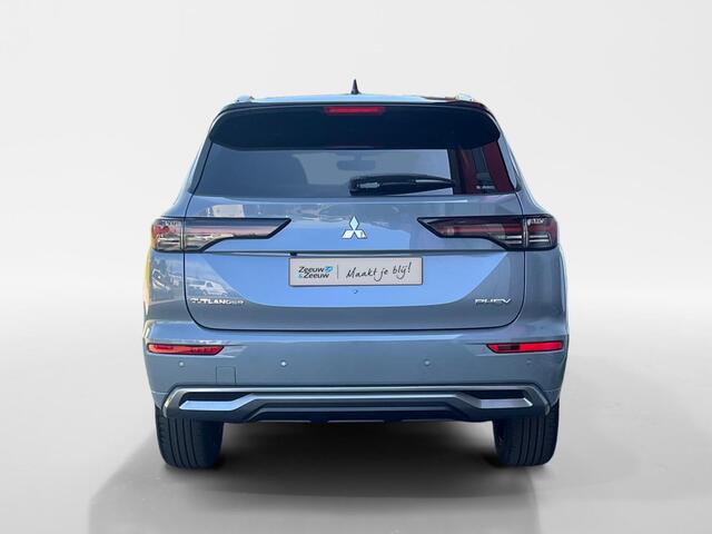 Mitsubishi OUTLANDER 2.4 PHEV Instyle+ | ¤2000 Voorraadkorting| Meest complete versie | Automatische achterklep | Stoel verwarming/ verkoeling | Schuif-kantel dak | Stoelmassage |