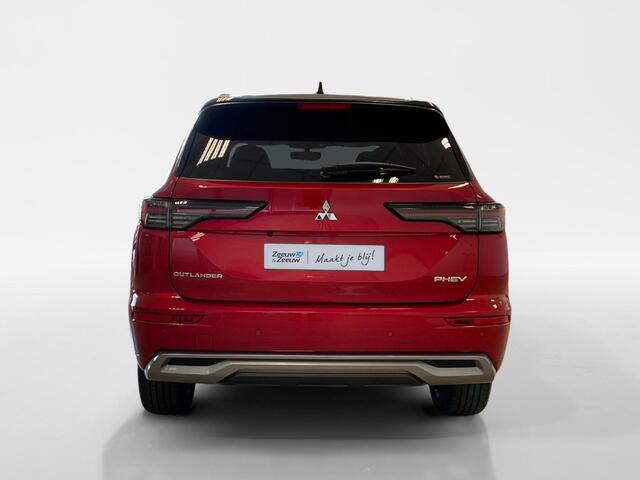 Mitsubishi OUTLANDER 2.4 PHEV | INSTYLE + | DIRECT LEVERBAAR| ZWART DAK | PRIJS INCL ¤2000,- INTRODUCTIE KORTING |